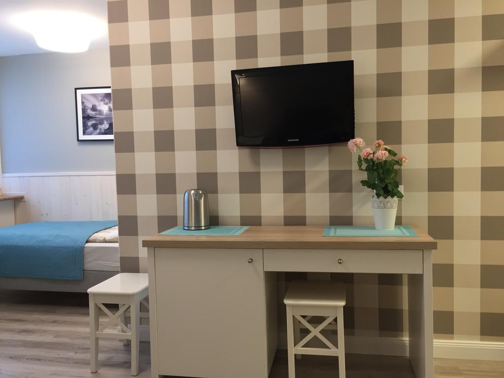 Przystan Na Granicy Apartment Uniescie Ngoại thất bức ảnh